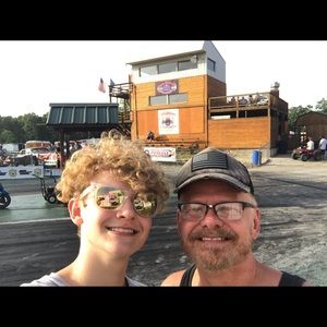 Meet your Posher, Evan